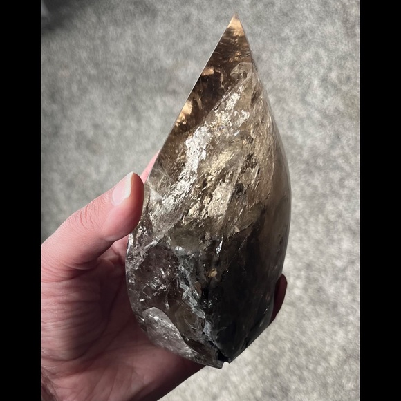 Smoky Garden Quartz Flame - Picture 12 of 17